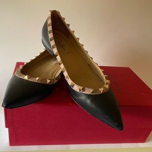 Valentino stud flats
